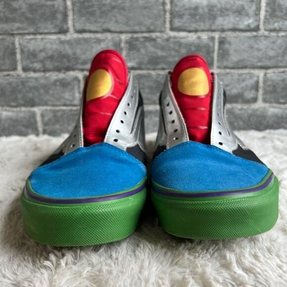 Vans x Marvel Avengers Old Skool Skate Shoes Size 10 - Picture 5 of 10